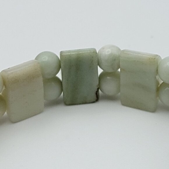 Natural Light Green Jade Geometric Beads Stretch Bracelet 6.5" Adjustable - Picture 5 of 7